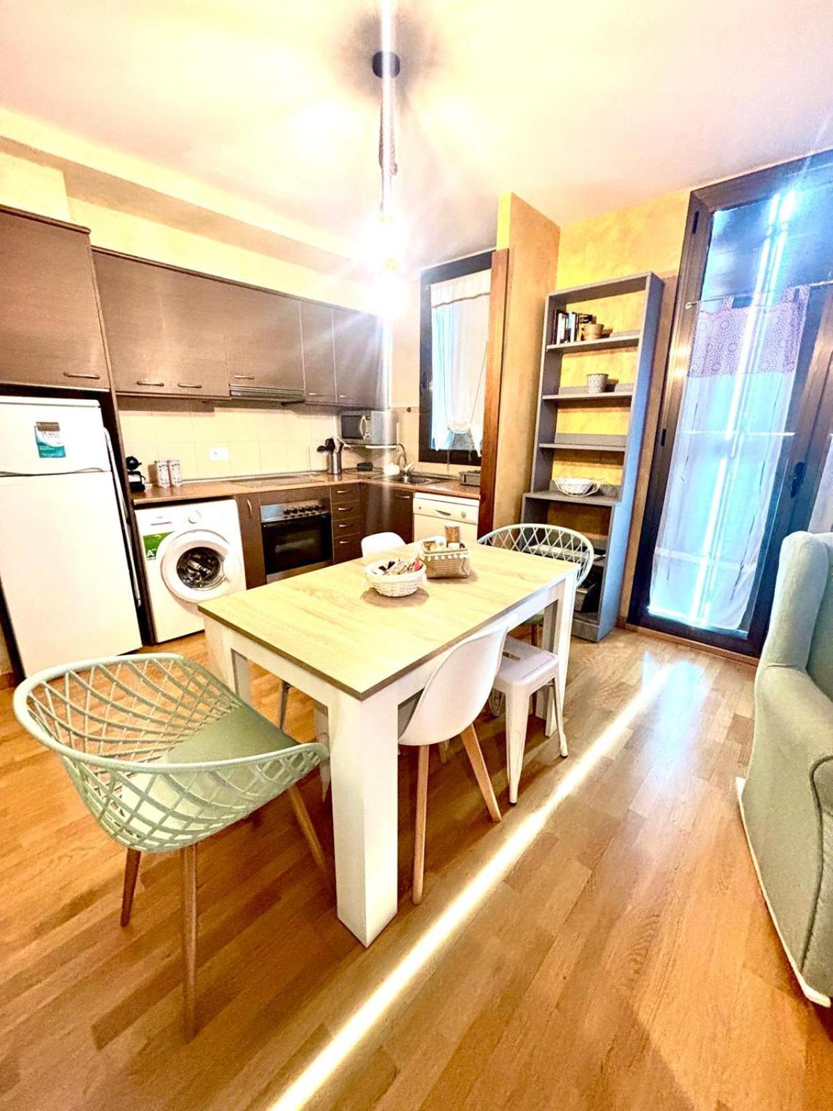 Apartamento L Auet Pla de l'Ermita Ngoại thất bức ảnh