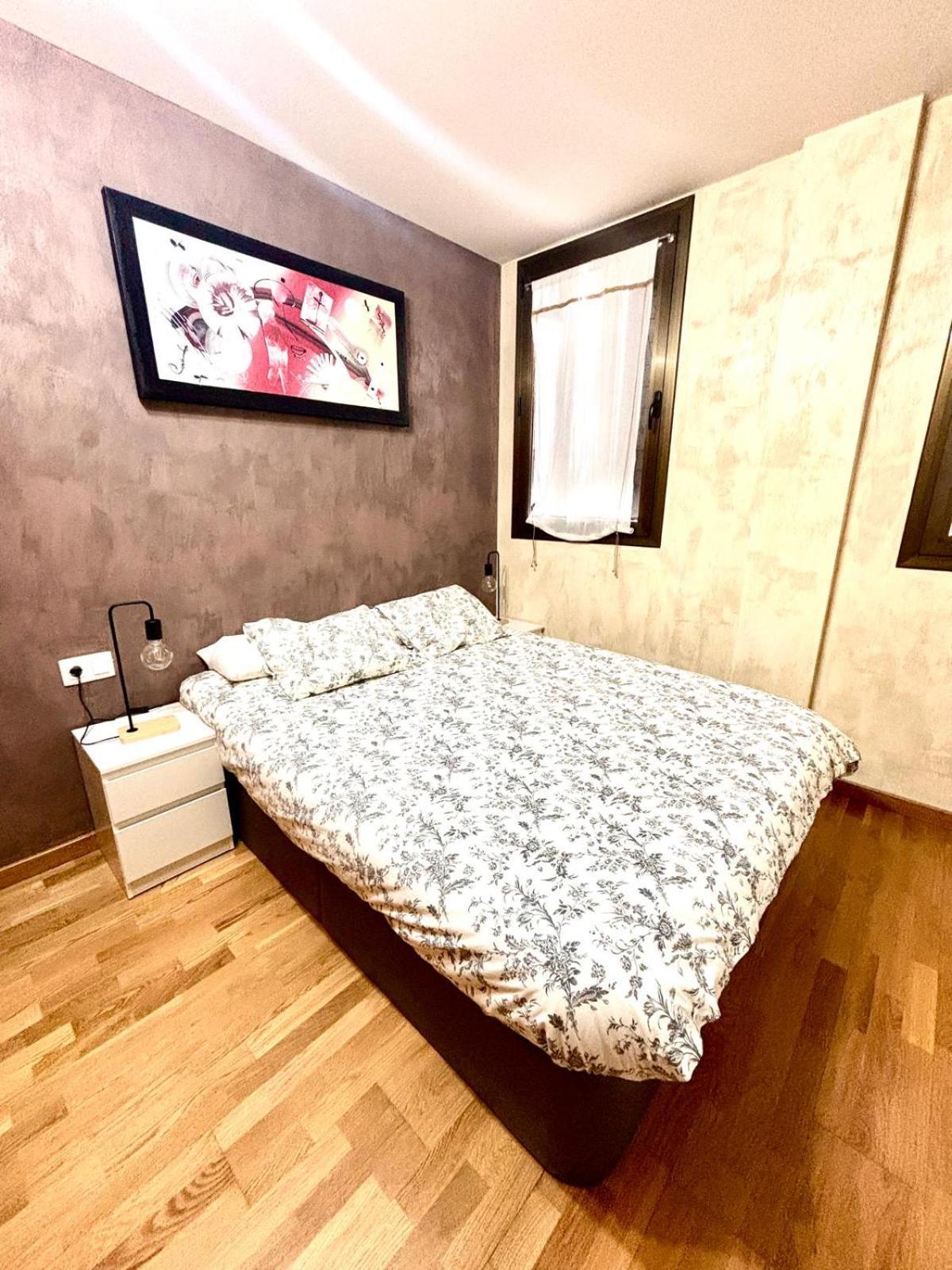 Apartamento L Auet Pla de l'Ermita Ngoại thất bức ảnh